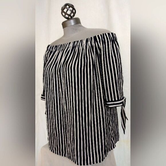 H&M Blouse Short Sleeve Top Black & White Stripes SZ 12 Bow Ties - Picture 4 of 9